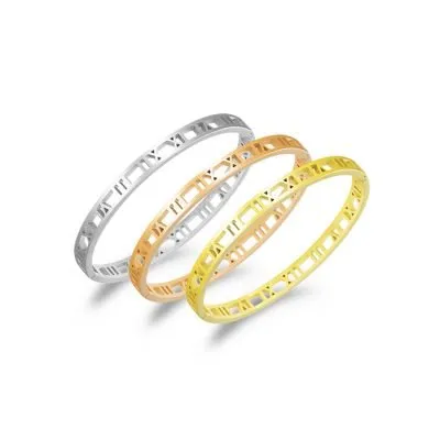 Personalised roman numeral bangle