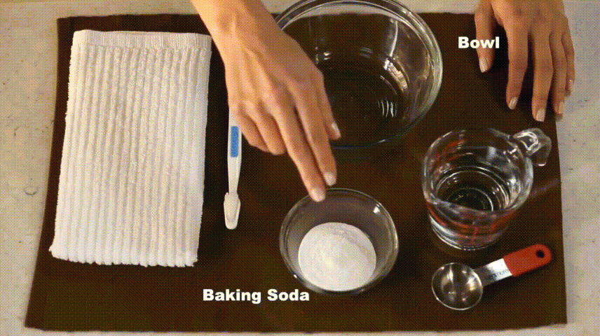 Baking Soda Cleans Stainless Steel Jewelry-04