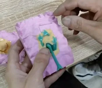 Pressing rubber mold