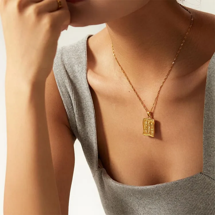 Geometric Waterdrop Disc Peace Necklaces 2