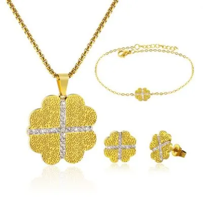 Gold four leaf clover jewellery sets