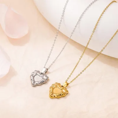 Minimalist Cute Heart Pendants