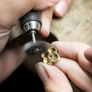 Polishing